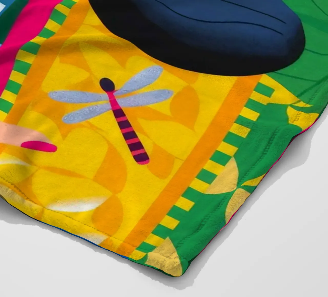 Ritratto in abito colorato coperta in pile da Emery Kate