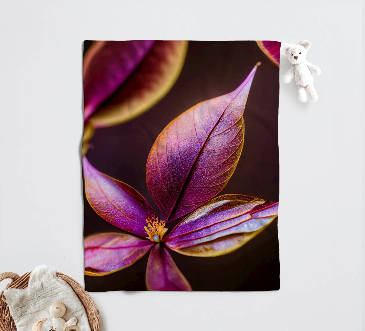 Macro Fiore di mirto comune coperta in pile da Bold Blooms