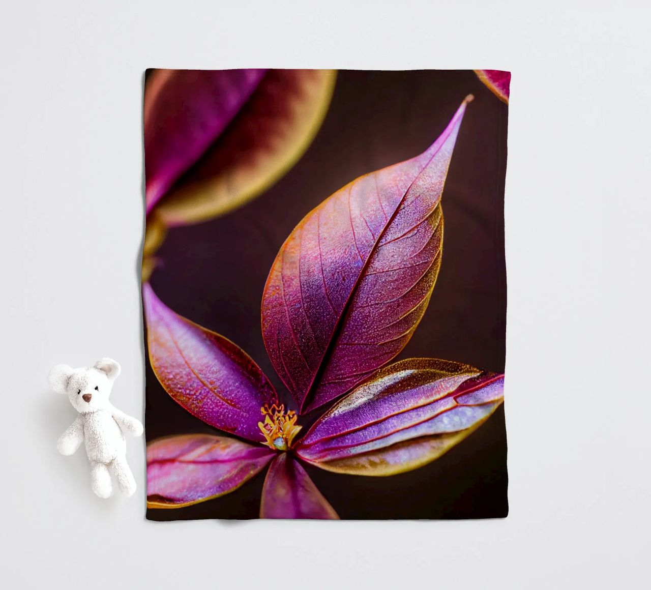 Macro Fiore di mirto comune coperta in pile da Bold Blooms