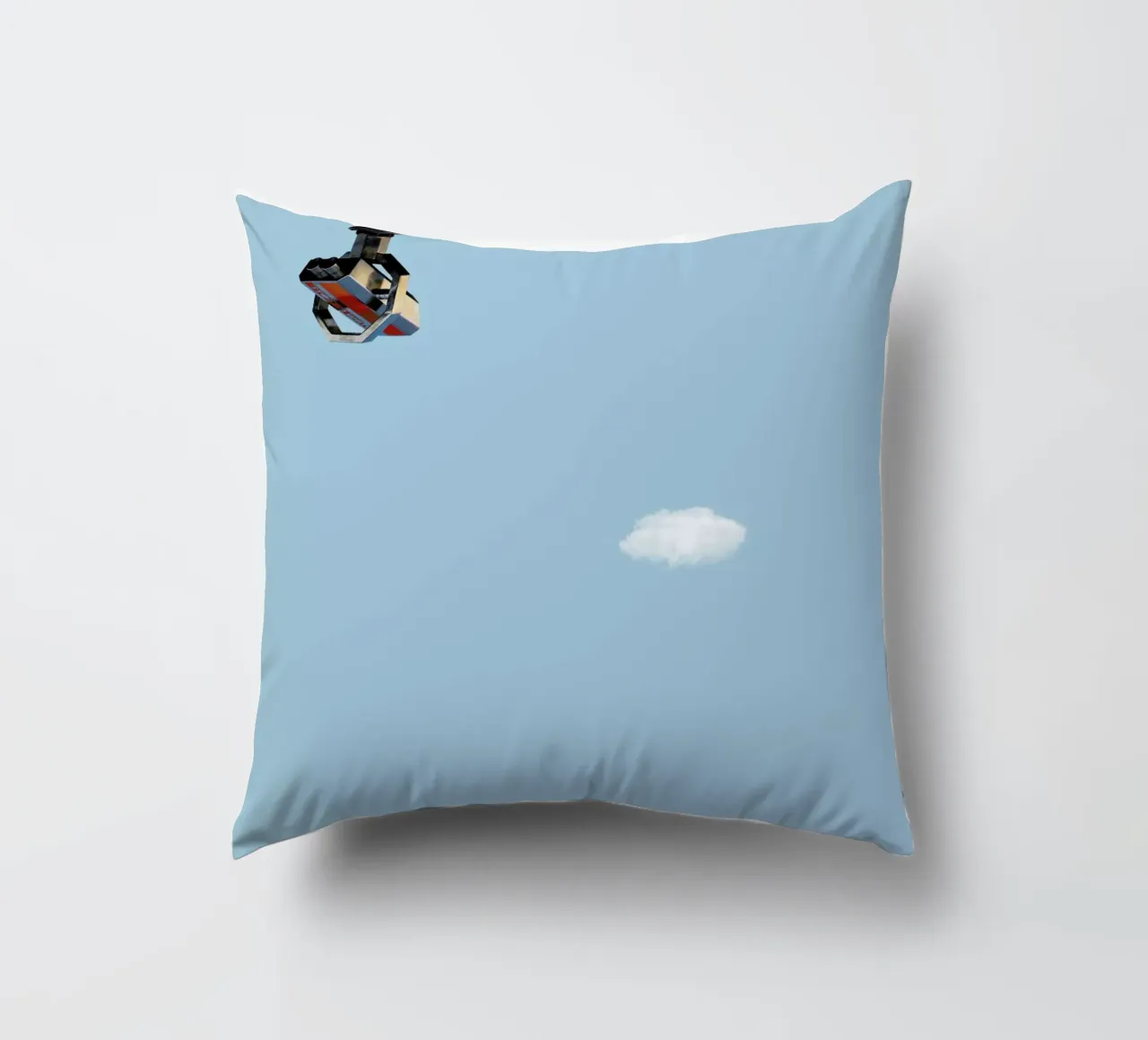 Spotted decorative cushion by Rafael Burato