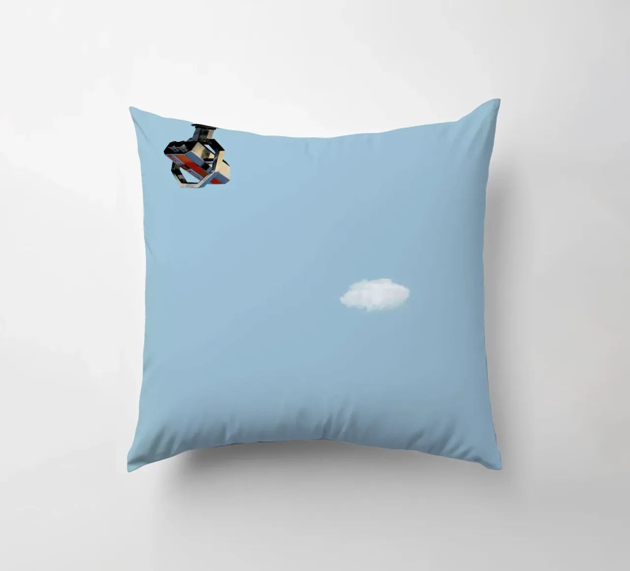 Spotted decorative cushion by Rafael Burato