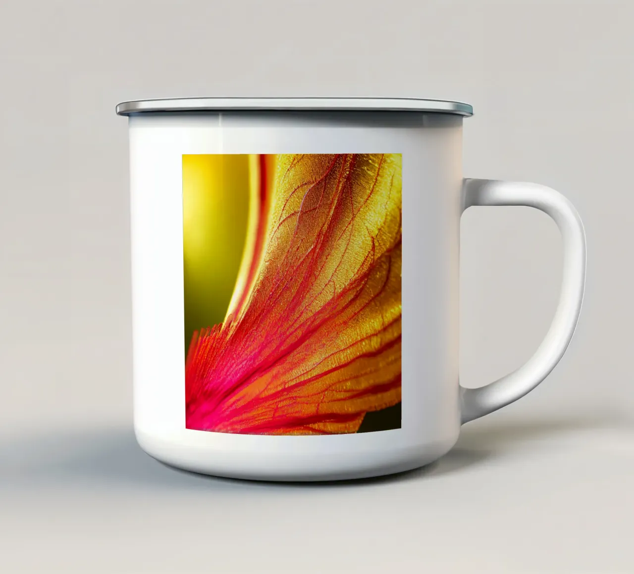 Makro Delonix Regia Blume Emaille Tasse von Bold Blooms
