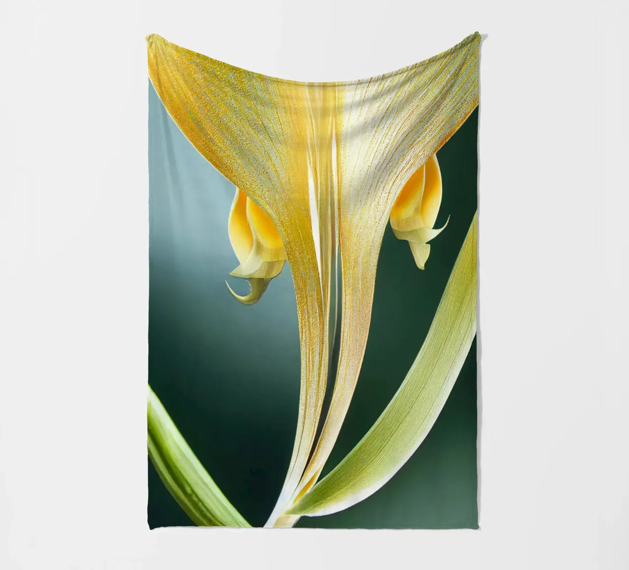 Makro Fuchsschwanz Orchidee Blume Fleecedecke von Bold Blooms