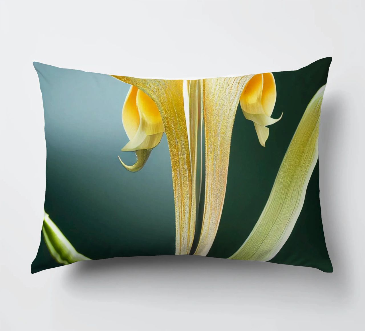 Macro fiore di orchidea coda di volpe cuscino da Bold Blooms
