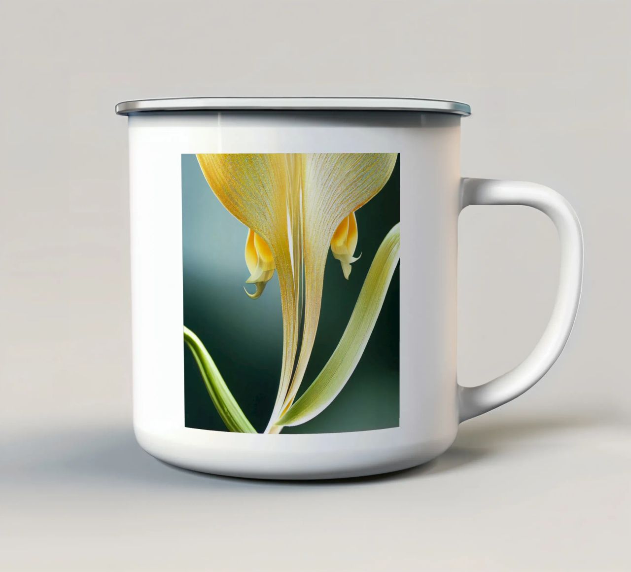 Macro fiore di orchidea coda di volpe tazza in smalto da Bold Blooms