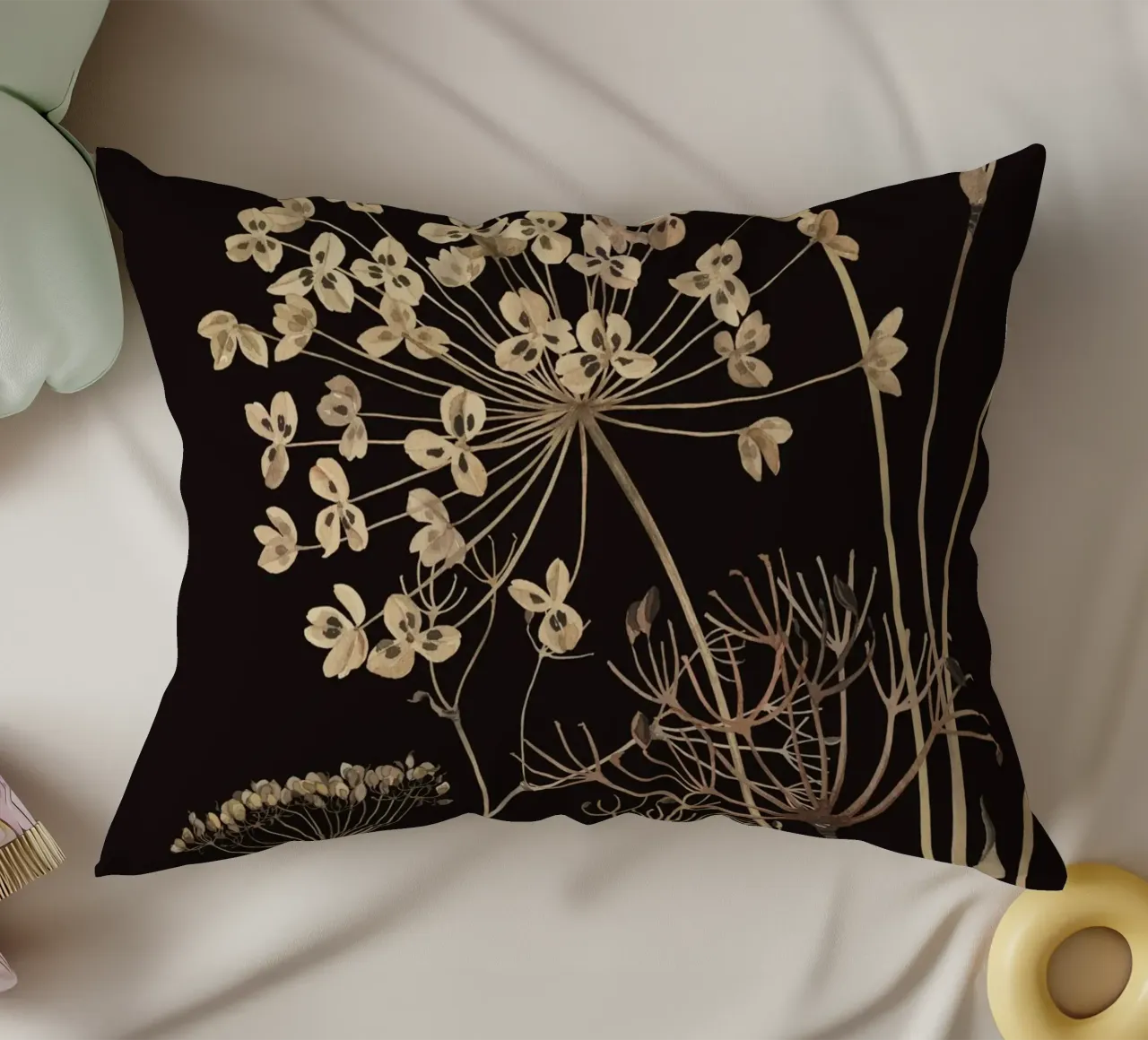 Fiori selvatici 10 cuscino da ThingDesign