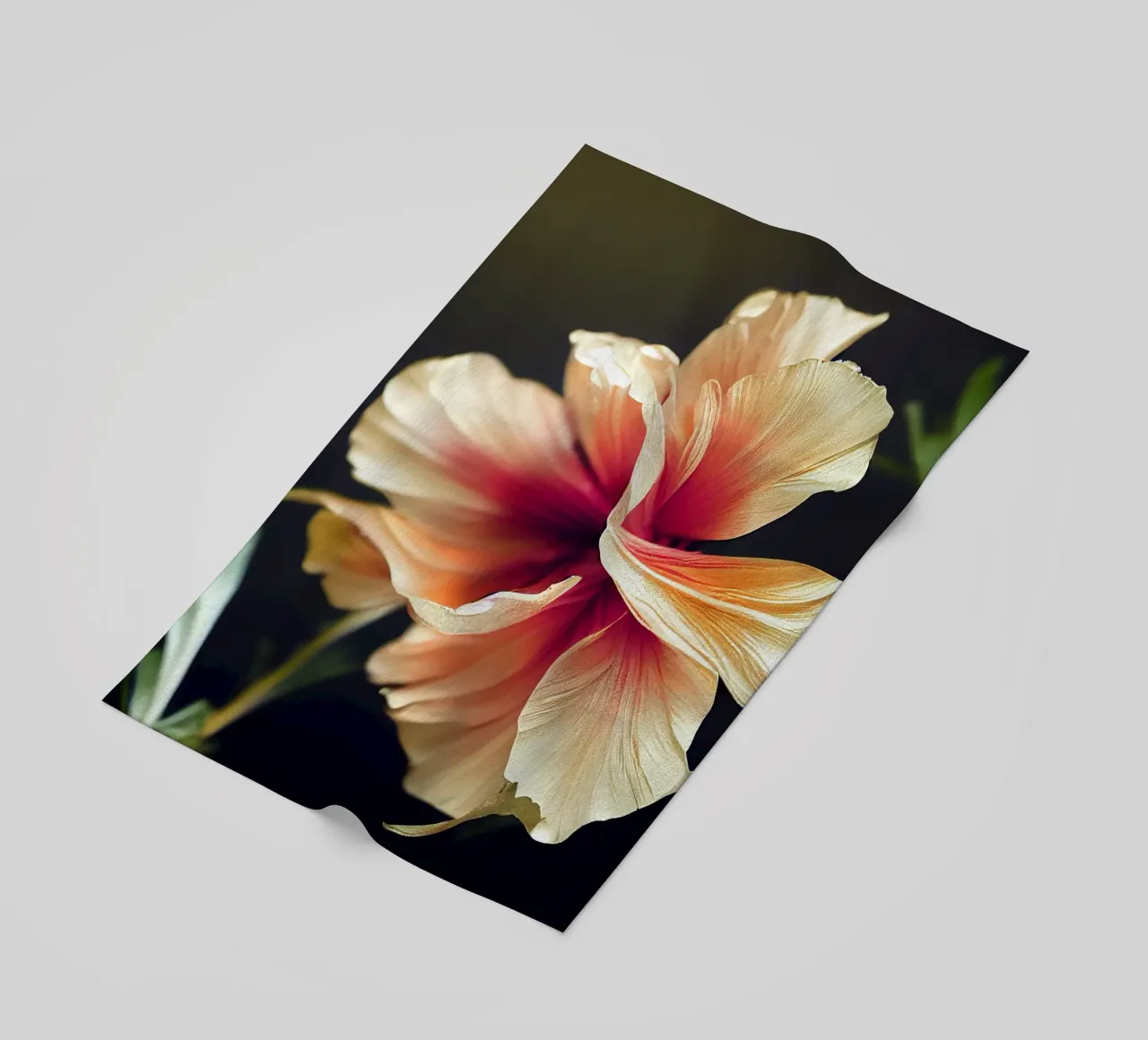 Macro fiore di agrifoglio telo mare da Bold Blooms