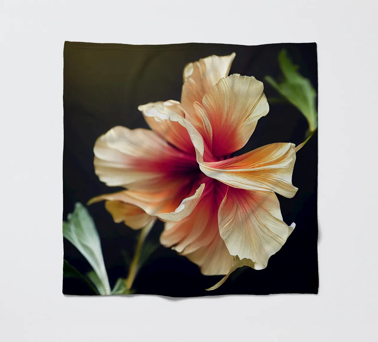 Macro fiore di agrifoglio coperta in pile da Bold Blooms