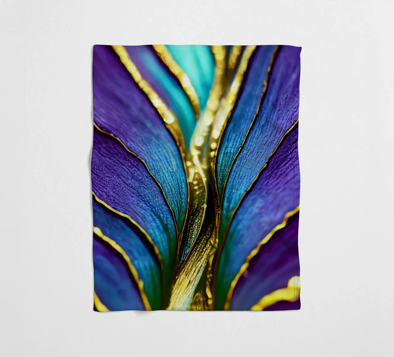 Macro Fiore indaco coperta in pile da Bold Blooms