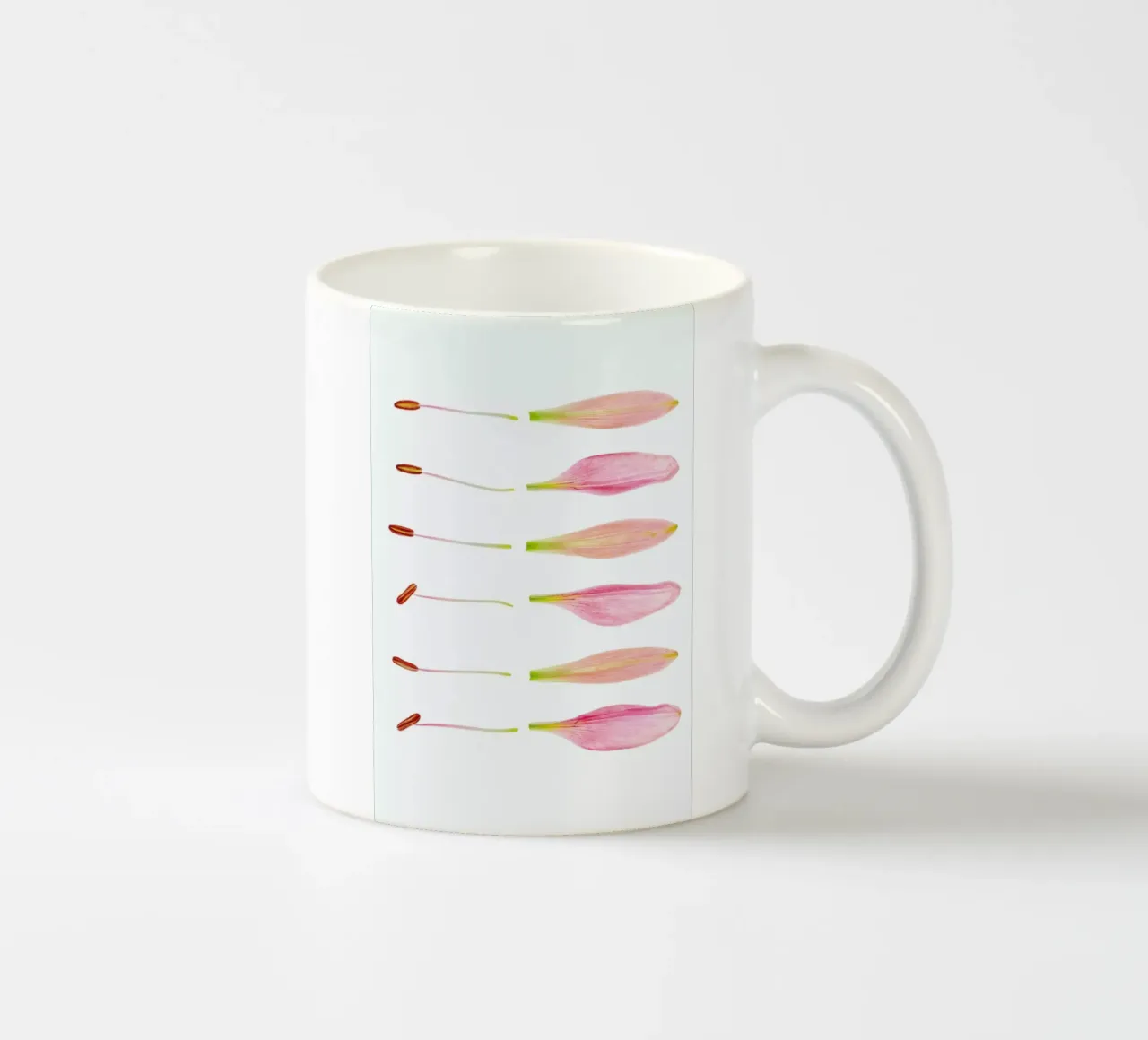 Lilly Petals tazza in ceramica da Curious Collections by Marielle Leenders