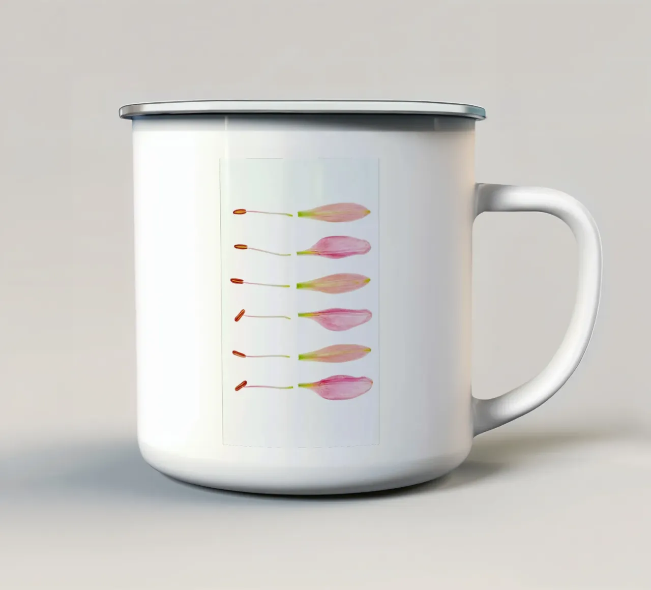 Lilly Petals tazza in smalto da Curious Collections by Marielle Leenders