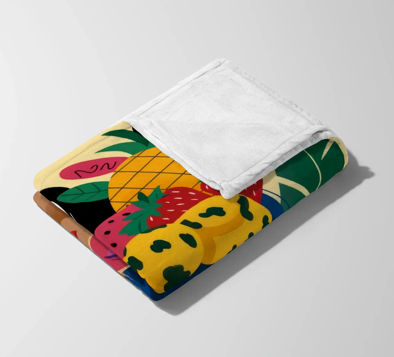 Cappello con frutta tropicale coperta in pile da Emery Kate