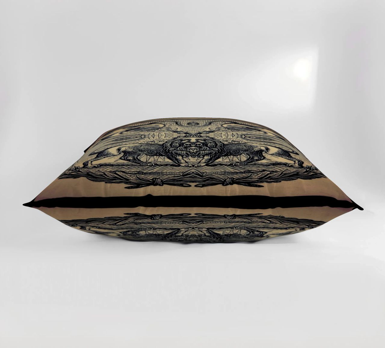 Creeping From Behind cuscino da Ballack Art House