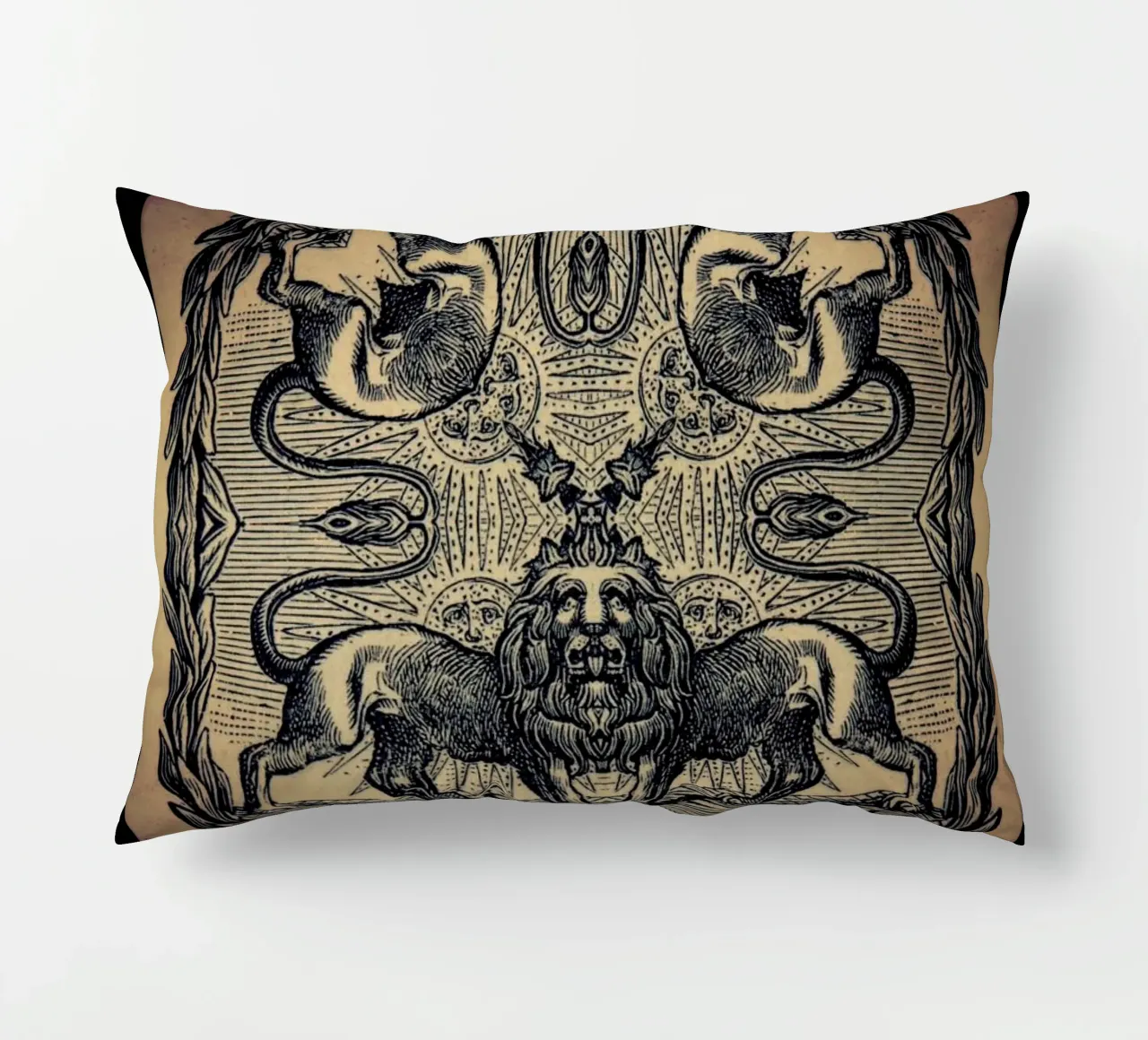 Creeping From Behind cuscino da Ballack Art House