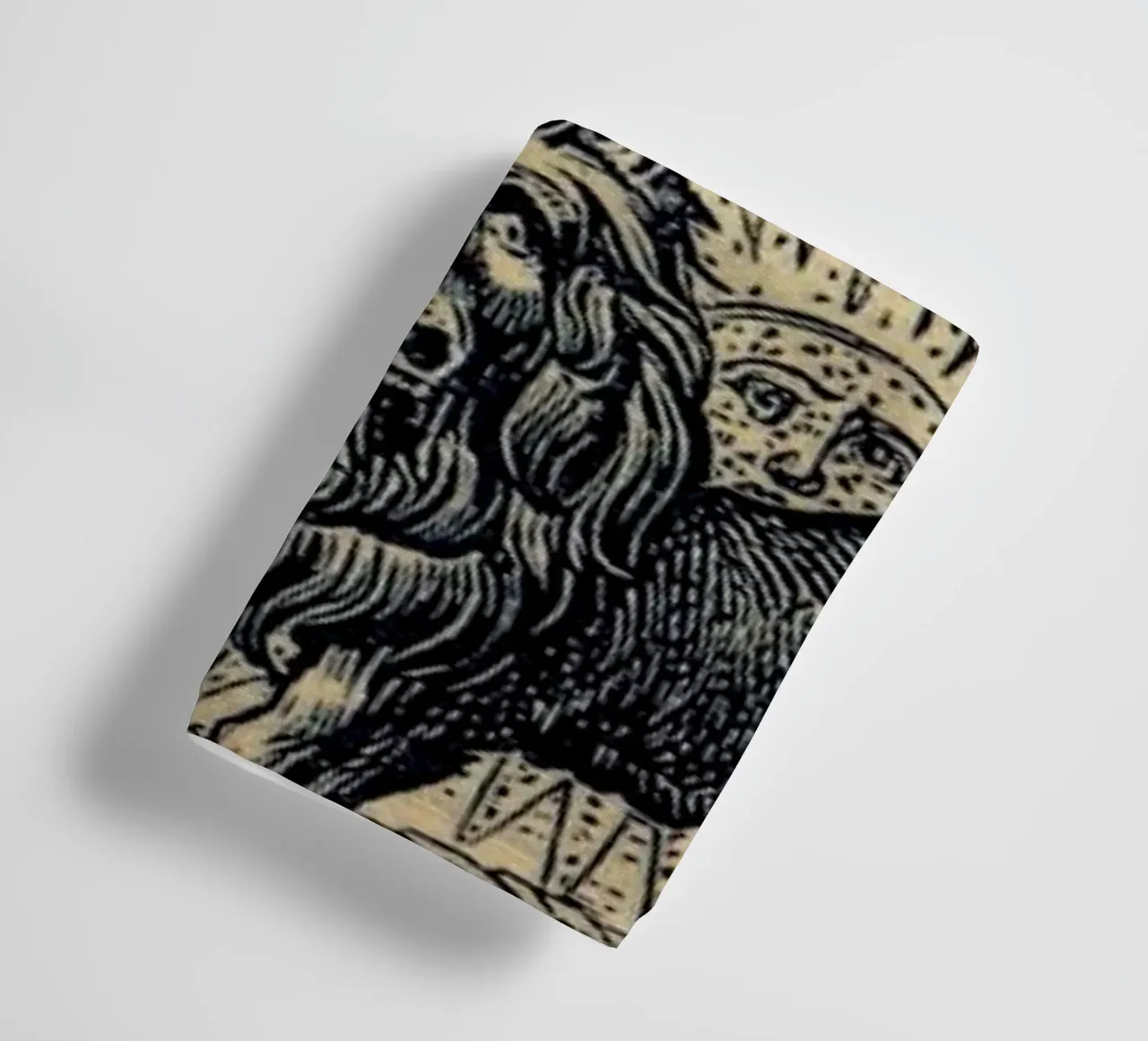 Creeping From Behind asciugamano da bagno da Ballack Art House