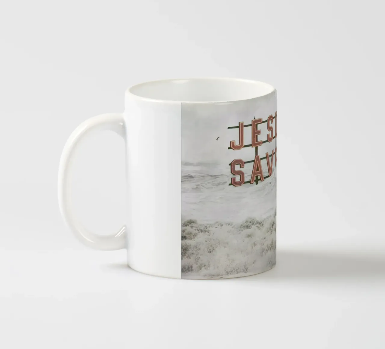 God Help Us tazza in ceramica da Jason Brueck