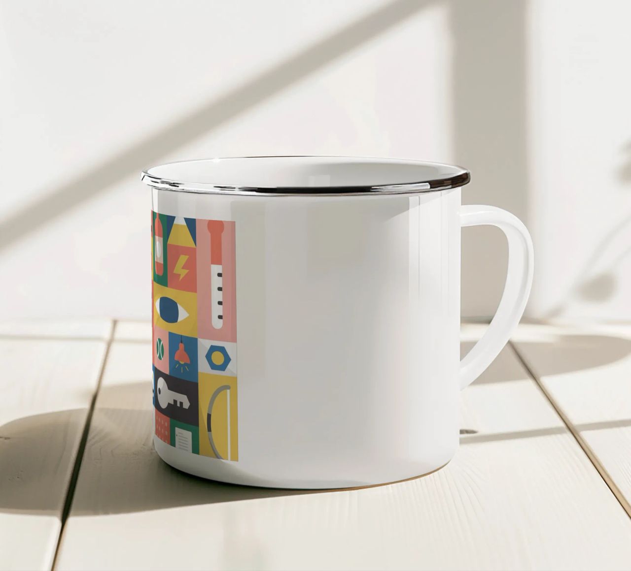 Recent tazza in smalto da Tyler Dale
