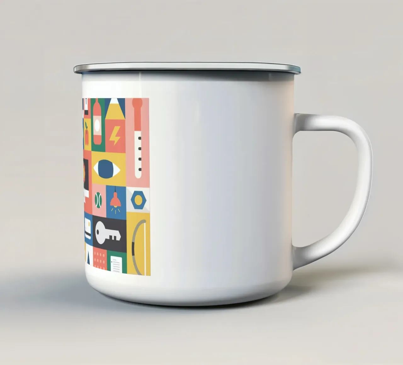 Recent tazza in smalto da Tyler Dale