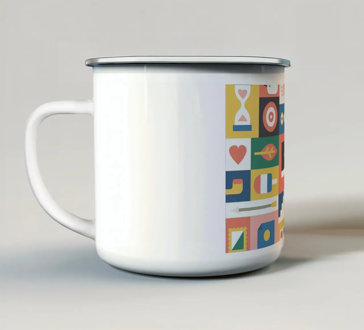 Recent tazza in smalto da Tyler Dale