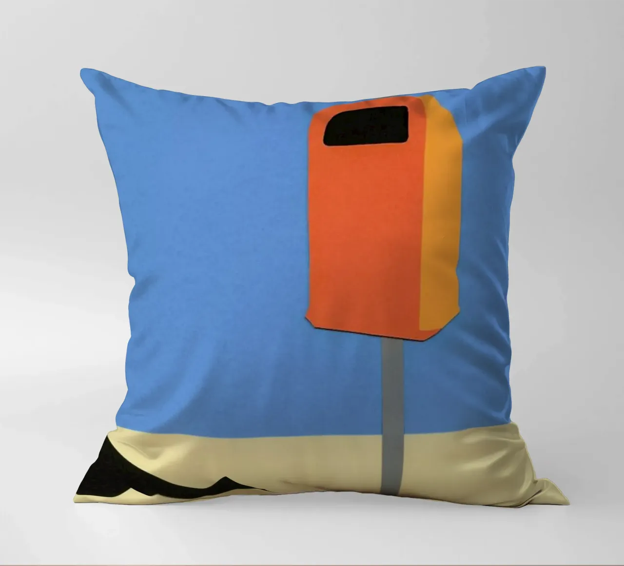 Orange Trash Can cuscino da Rosi Feist