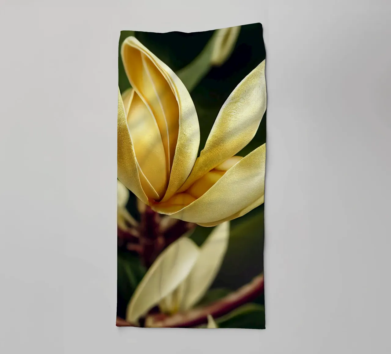 Macro Magnolia Flower asciugamano da bagno da Bold Blooms