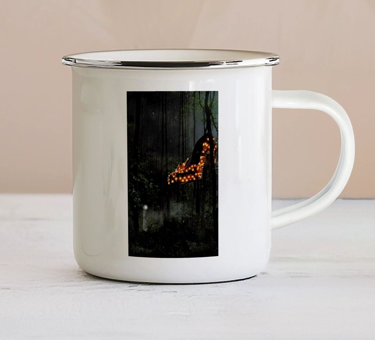 There's No Place Like Home tazza in smalto da Jason Brueck