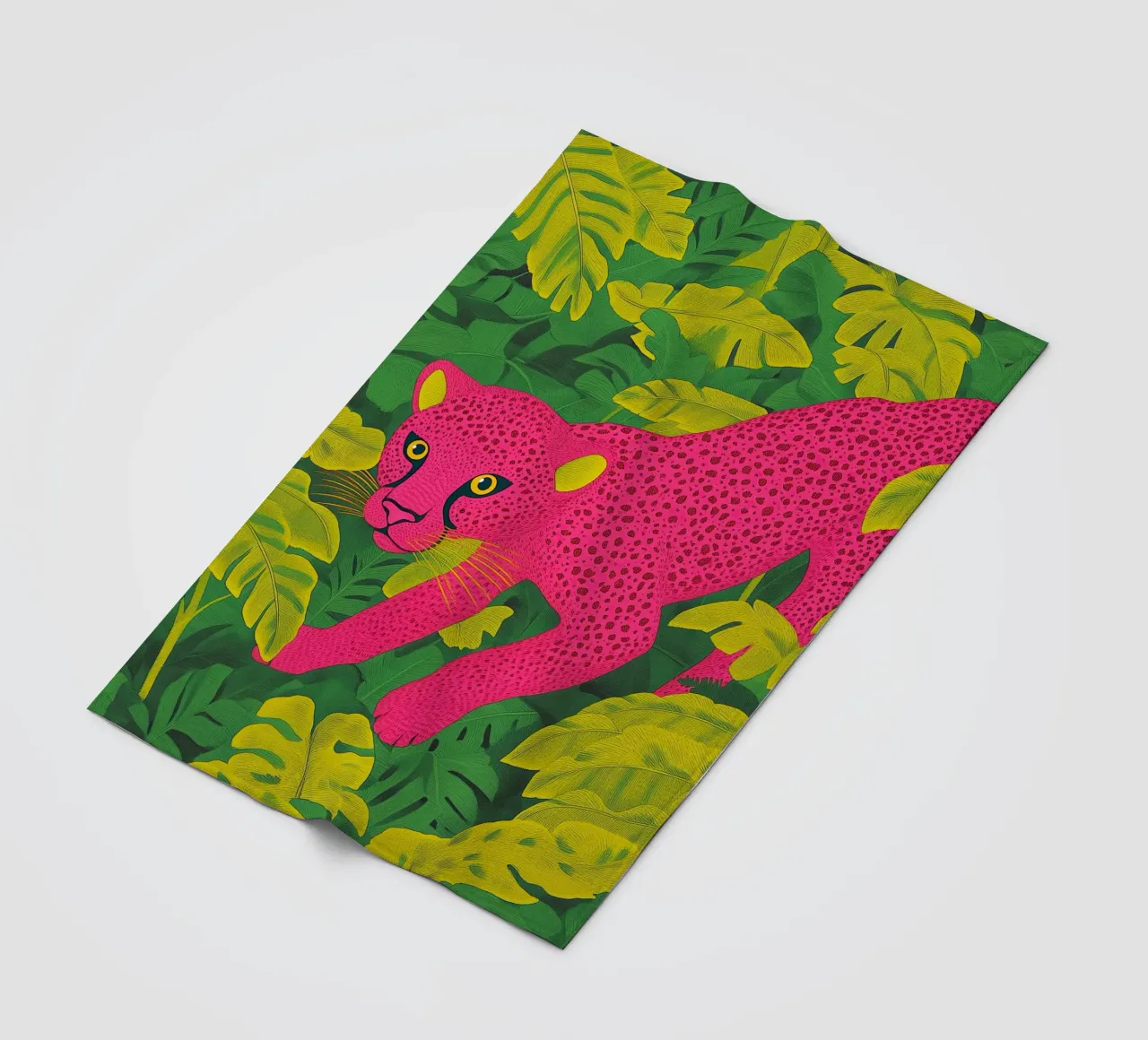 Ghepardo rosa in una foresta tropicale - Un elegante safari pop art coperta in pile da Kaji