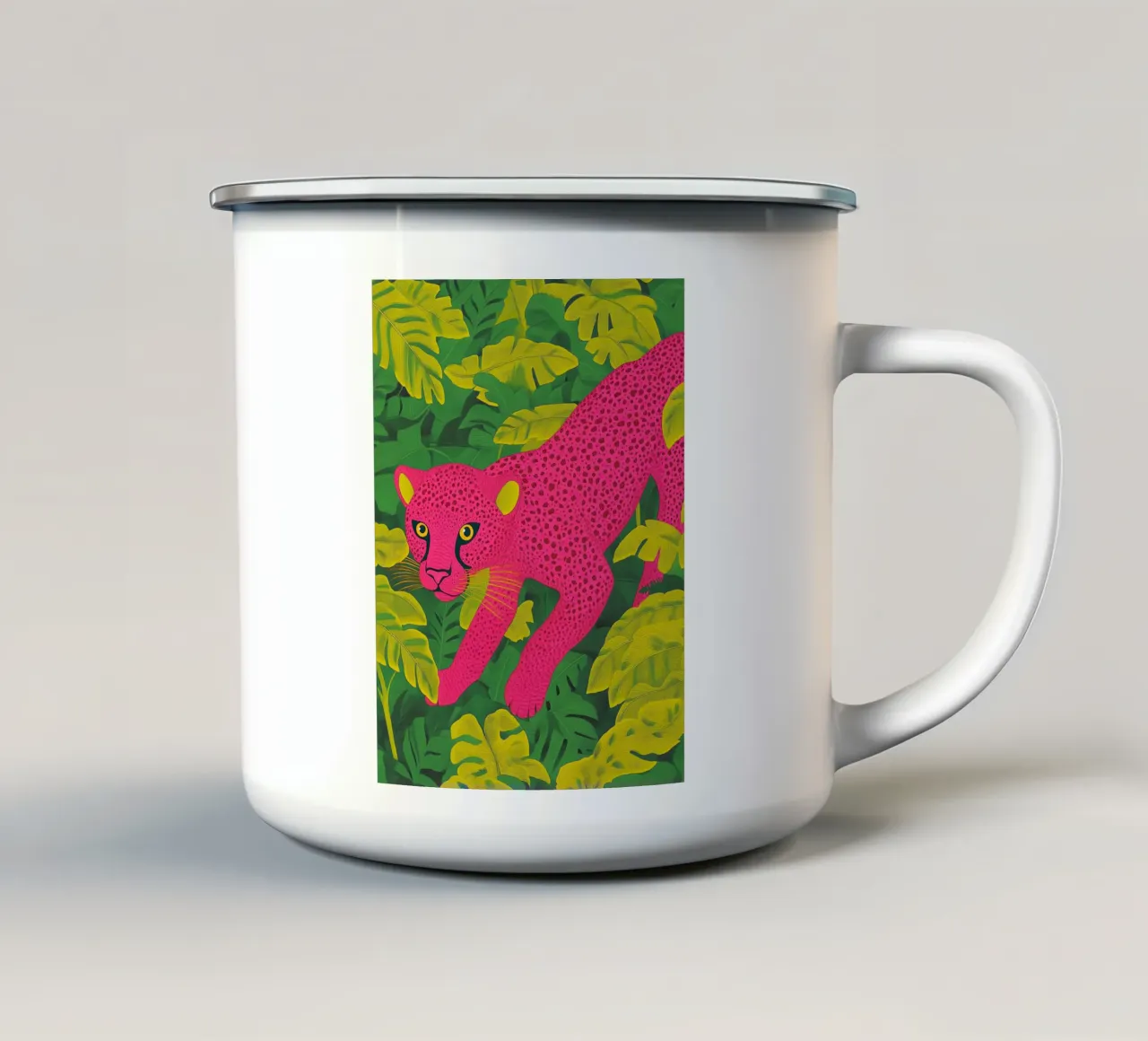 Ghepardo rosa in una foresta tropicale - Un elegante safari pop art tazza in smalto da Kaji
