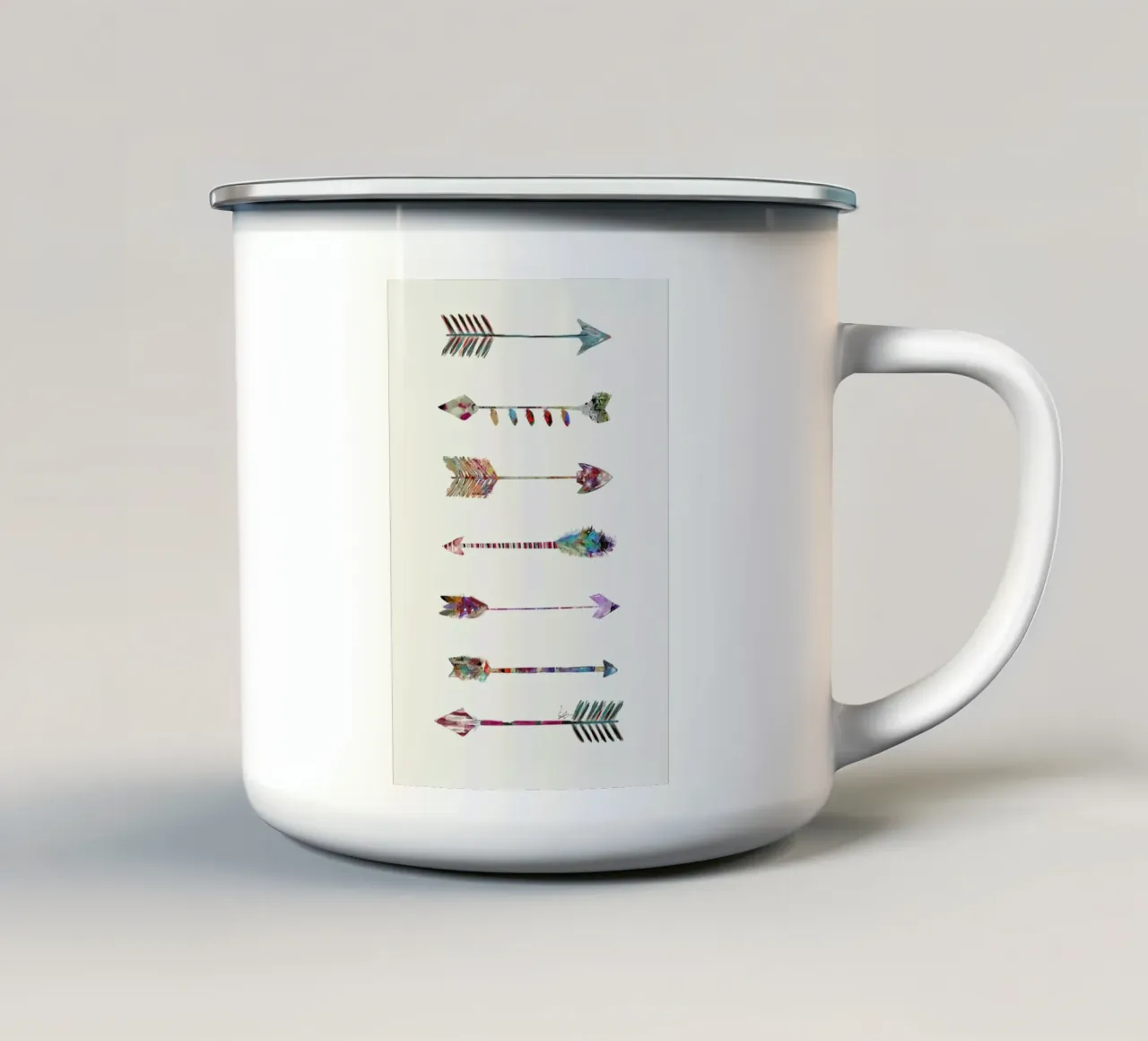 Seven Arrows tazza in smalto da Brian Buckley