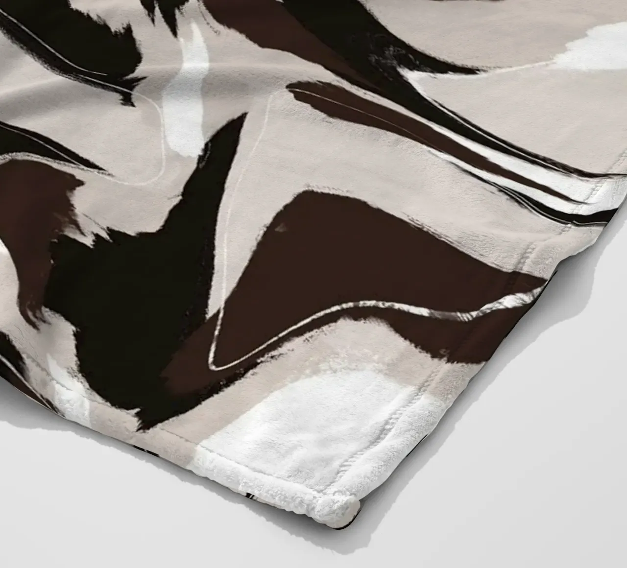 Pattern Brown White Fleecedecke von treechild