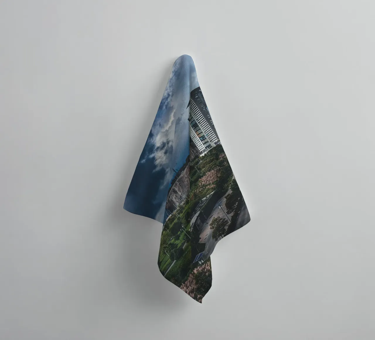 47 City towel by Bttn