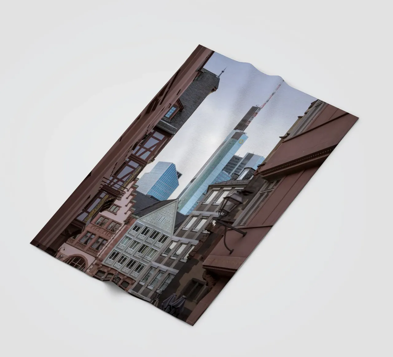 66 Città coperta in pile da Bttn