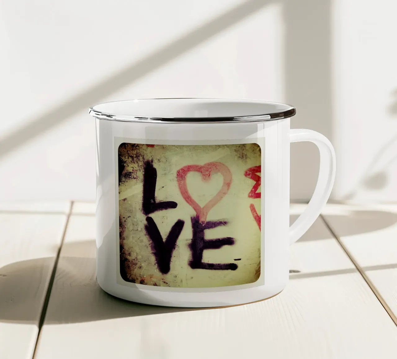Love original tazza in smalto da Ballack Art House
