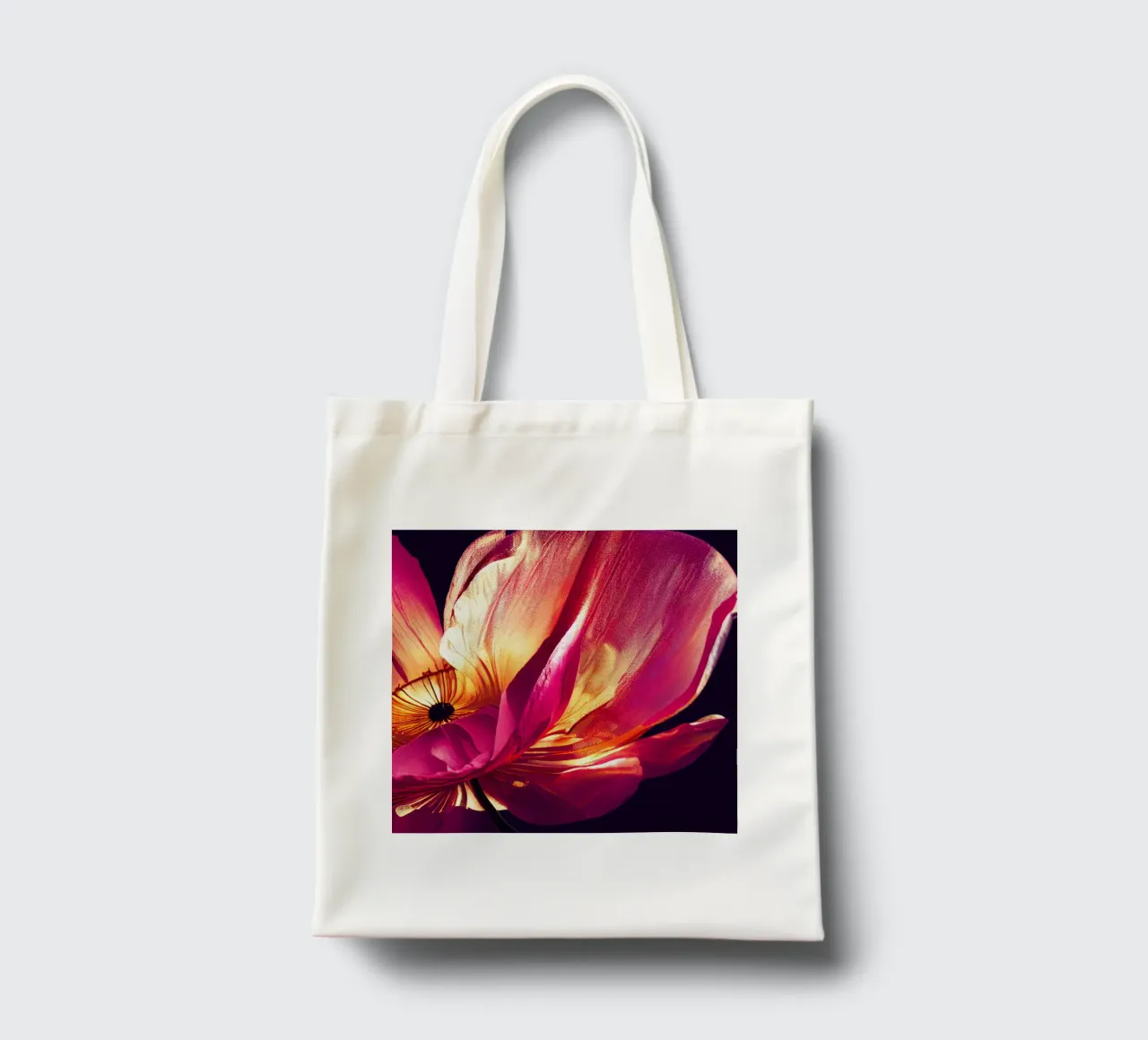 Macro fiore di papavero borsa in juta da Bold Blooms