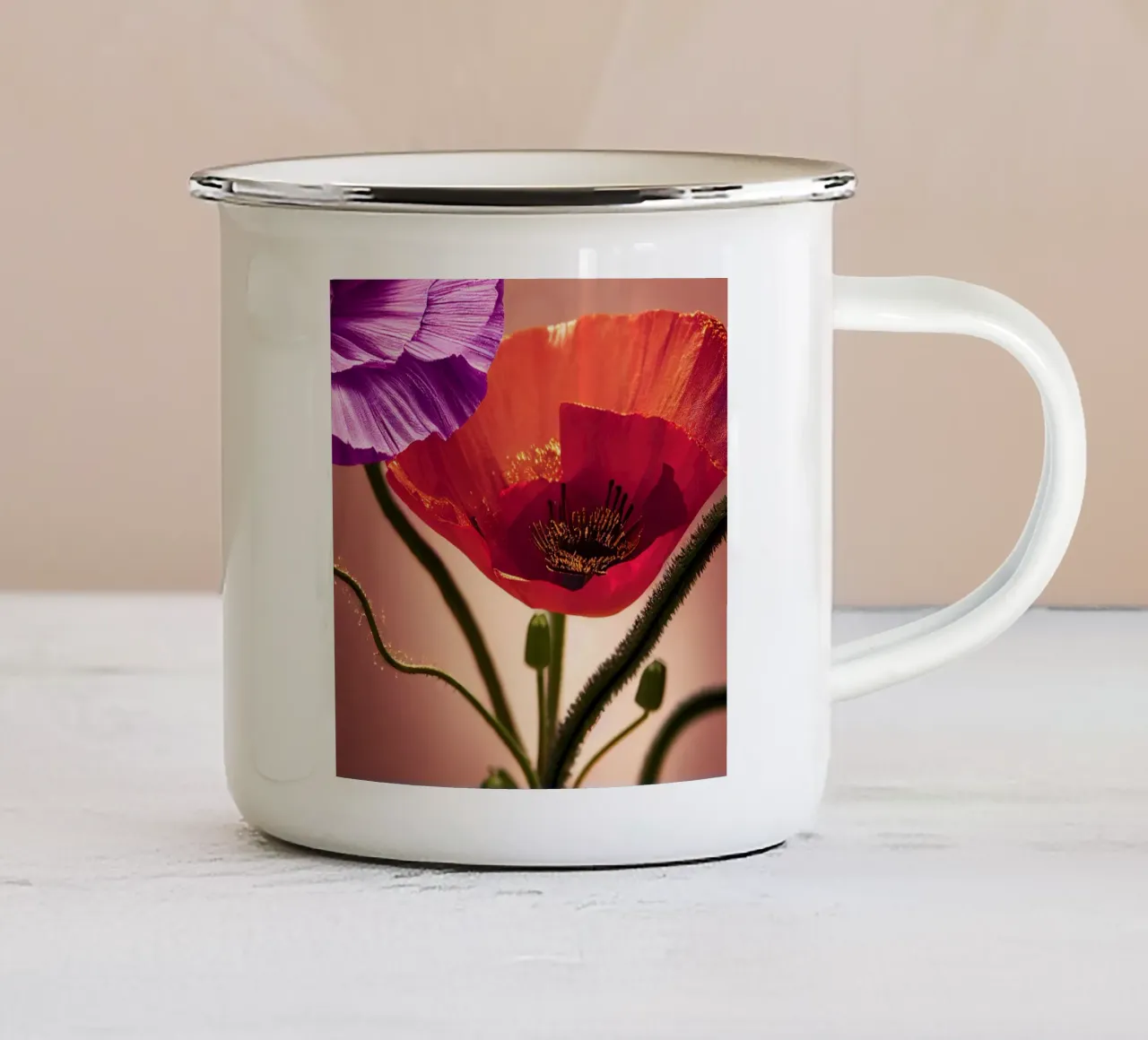 Macro fiore di papavero tazza in smalto da Bold Blooms