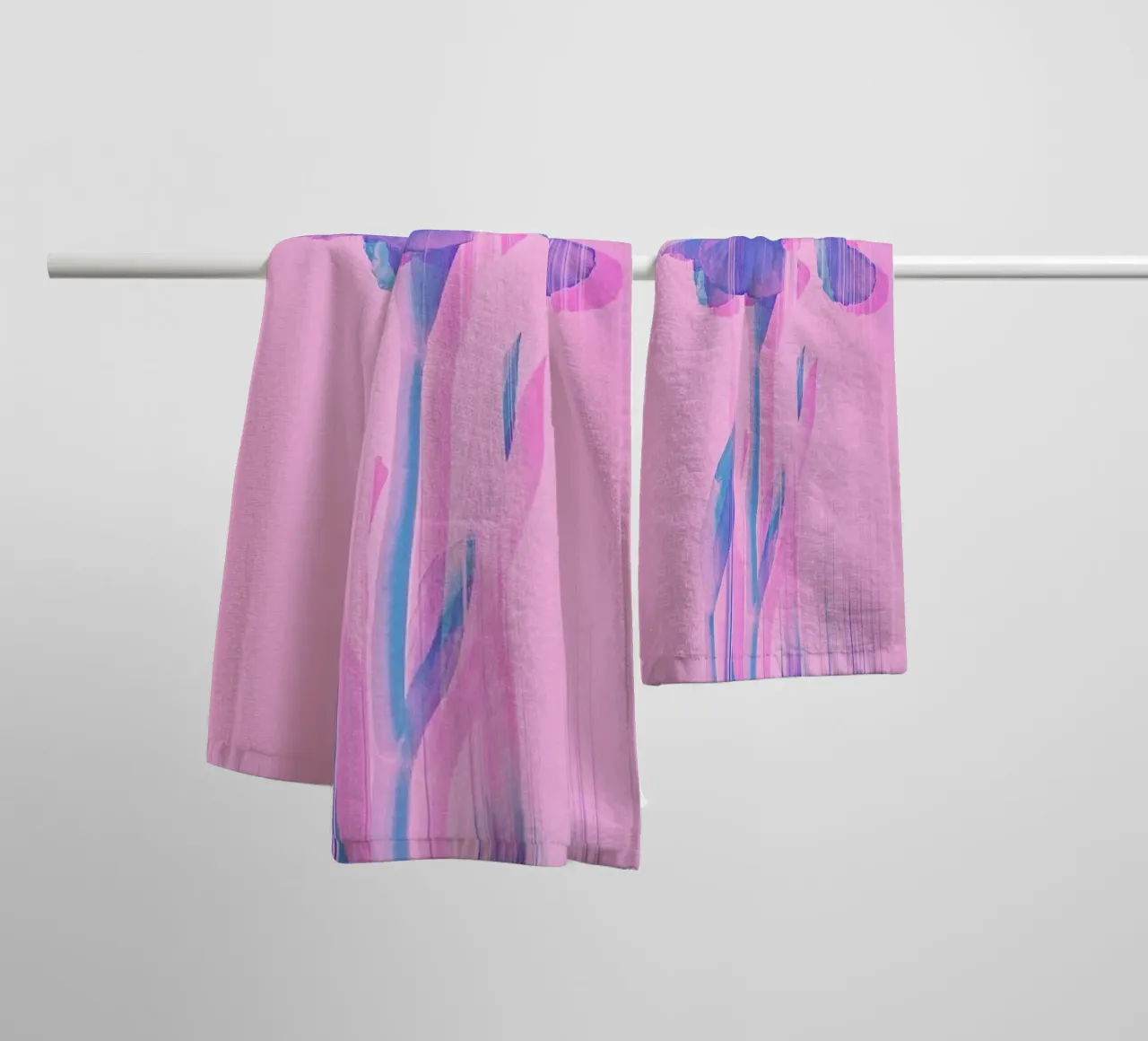 Glitcherd Iris on Pink asciugamano da bagno da cafelab
