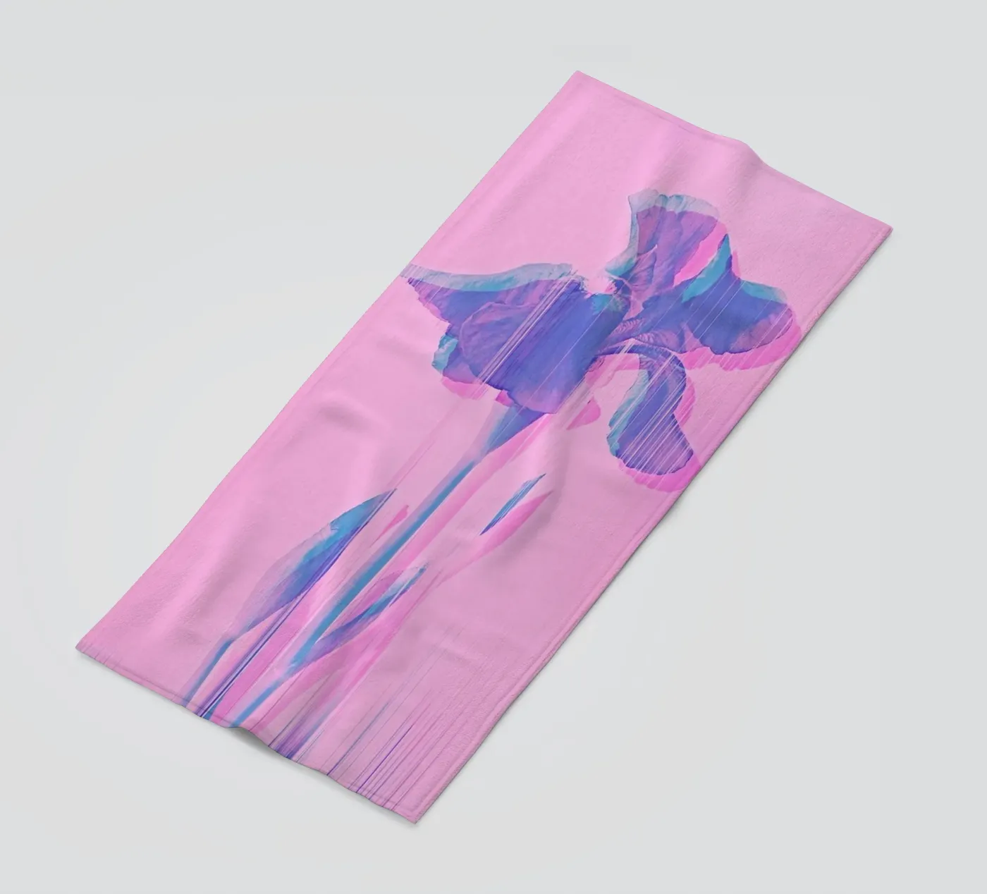 Glitcherd Iris on Pink telo mare da cafelab