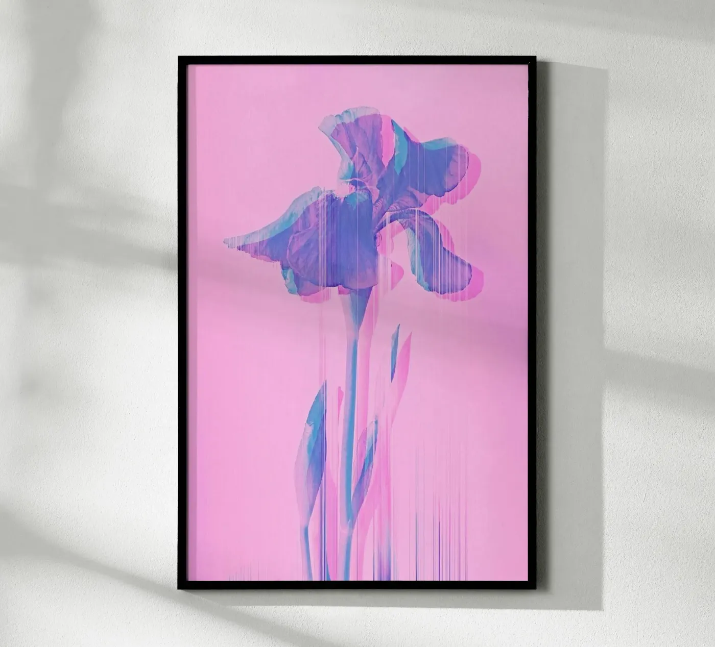 Glitcherd Iris on Pink poster van cafelab