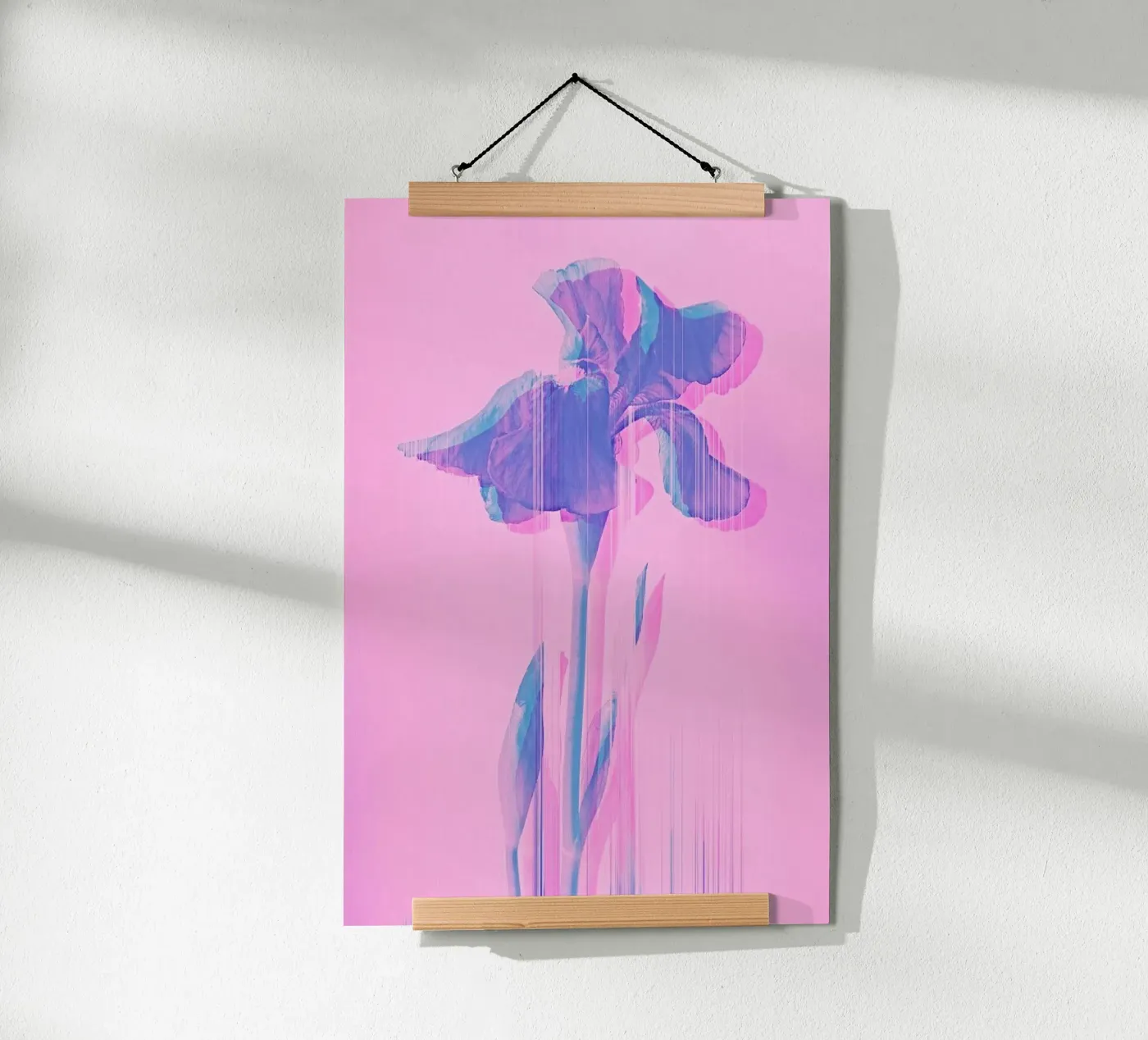 Glitcherd Iris on Pink poster van cafelab