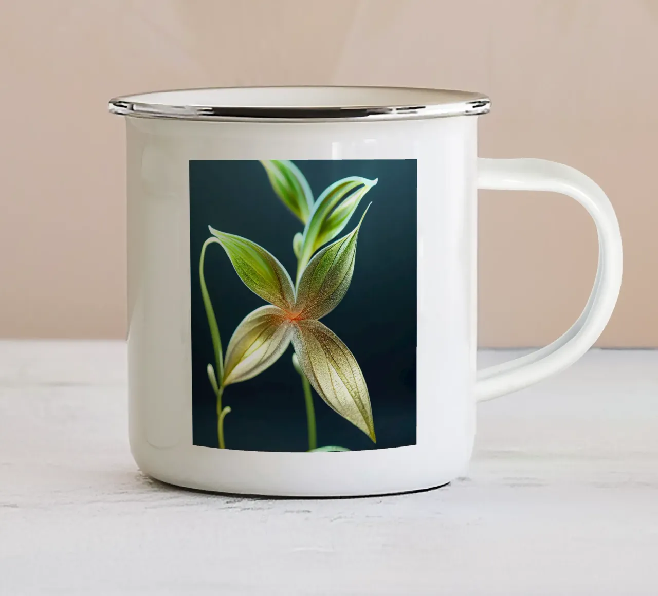 Macro fiore di Shameplant tazza in smalto da Bold Blooms