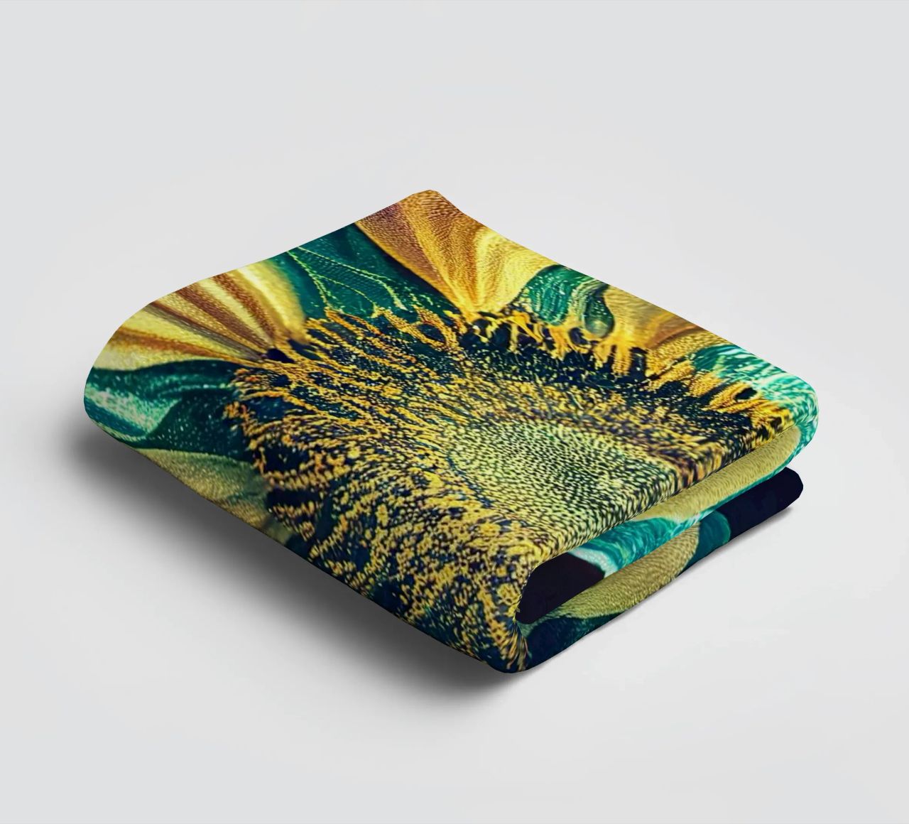 Girasole macro asciugamano da bagno da Bold Blooms