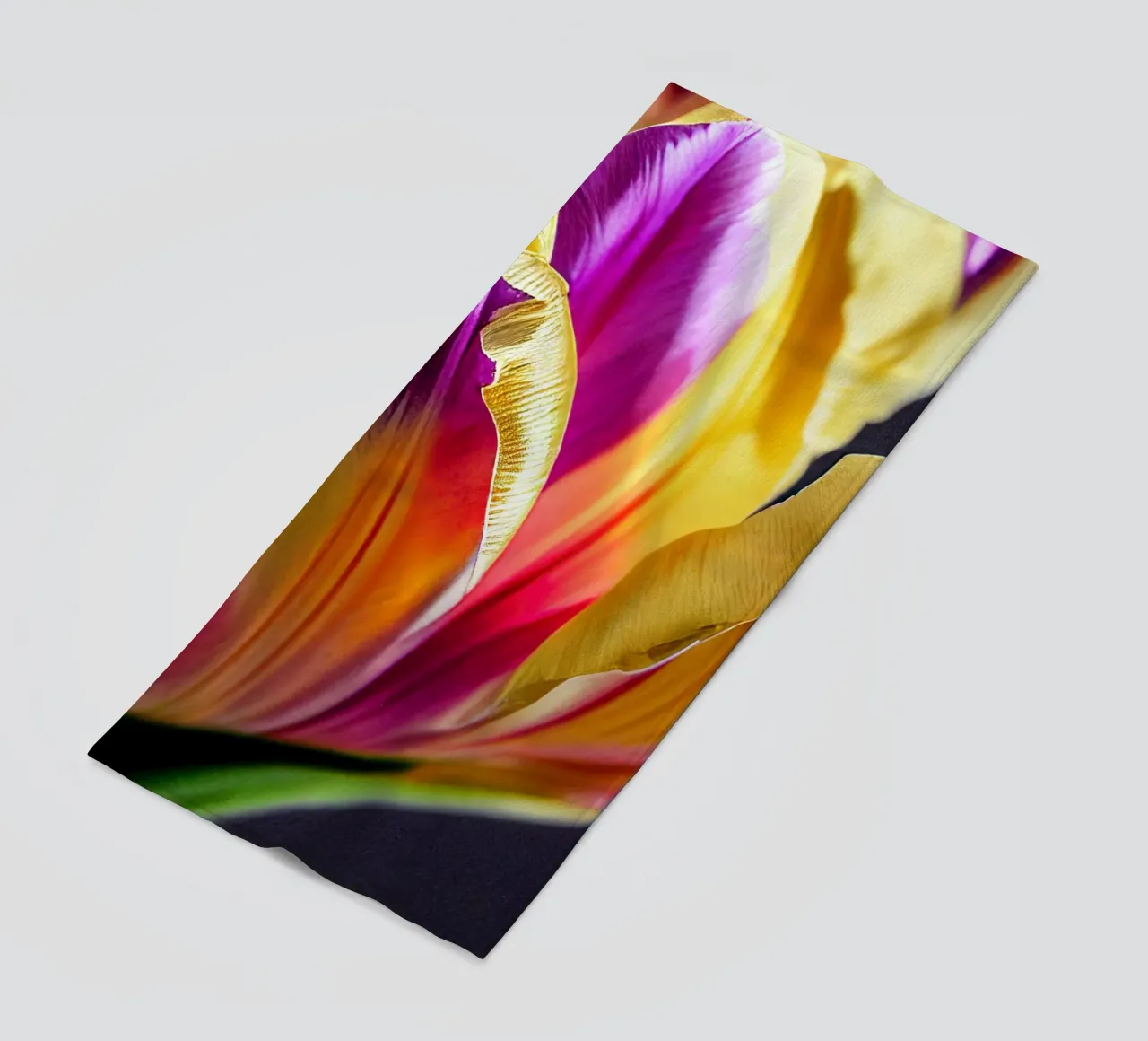 Macro fiore di tulipano telo mare da Bold Blooms