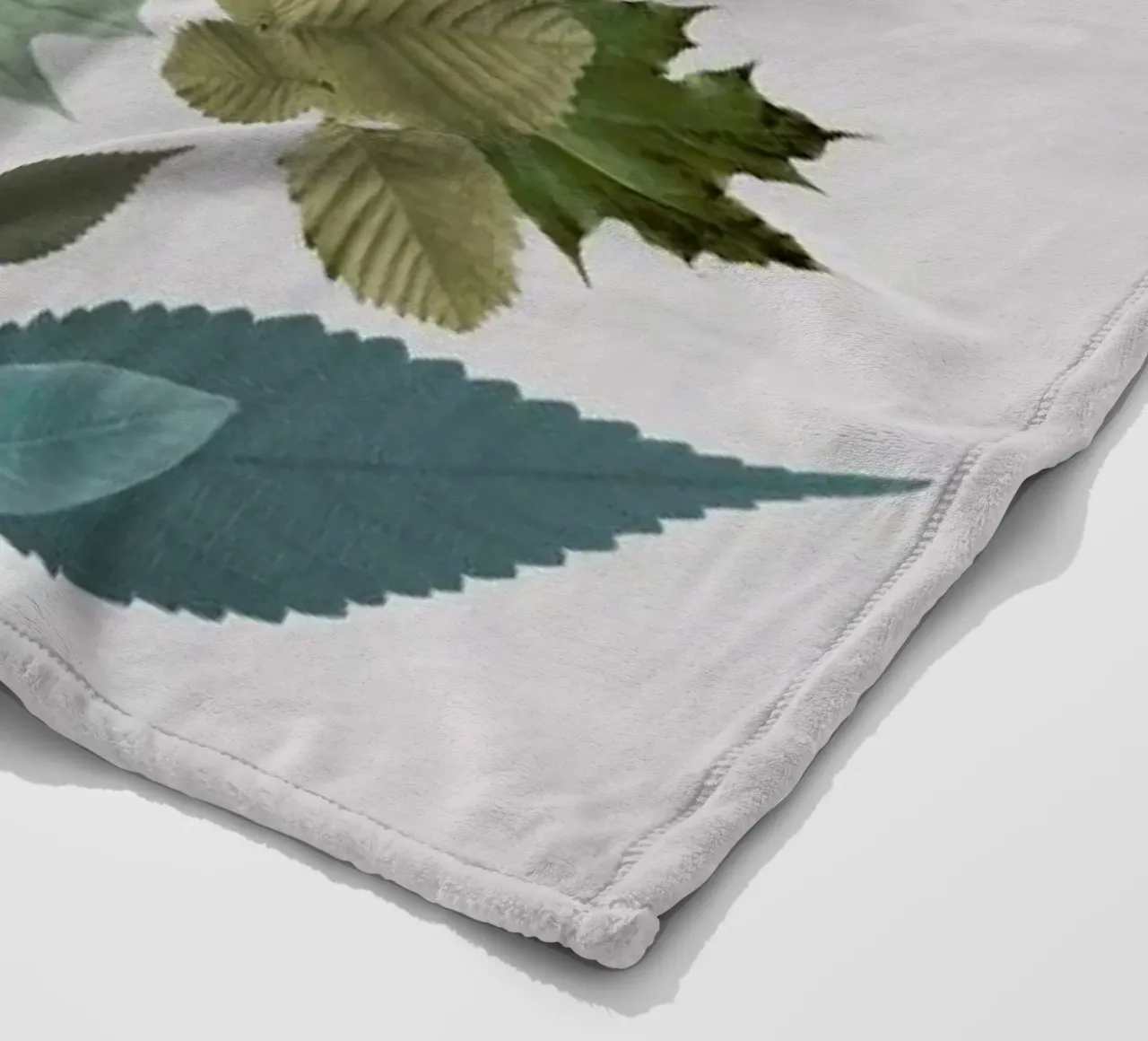 Leaves Tree coperta in pile da The Wall Shop