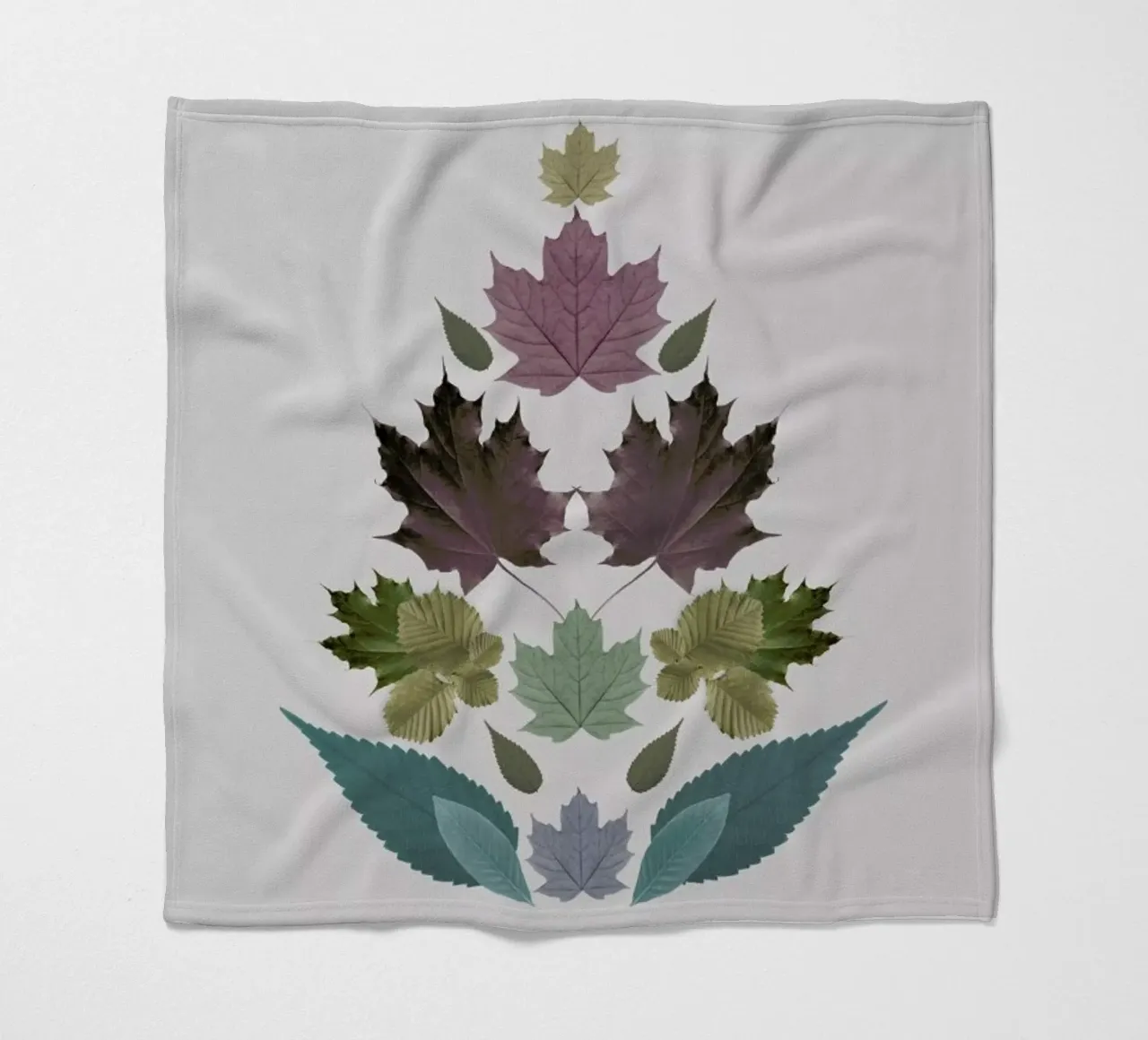 Leaves Tree coperta in pile da The Wall Shop