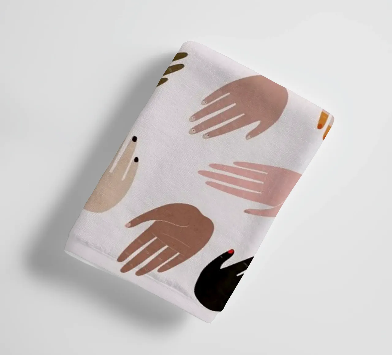 GRRRL towel by STUDIO LEEMO