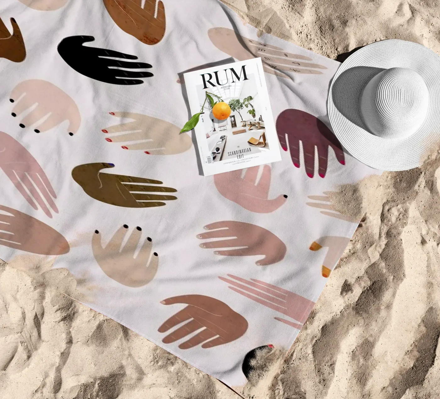 GRRRL telo mare da STUDIO LEEMO