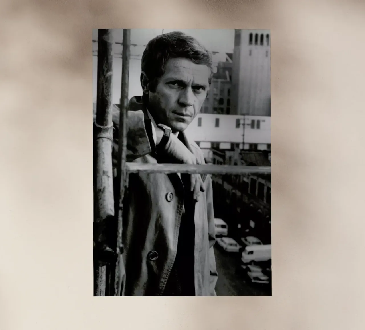 Steve McQueen in Bullitt, 1968 pellicola backlit da Gallery Print and Art Limited