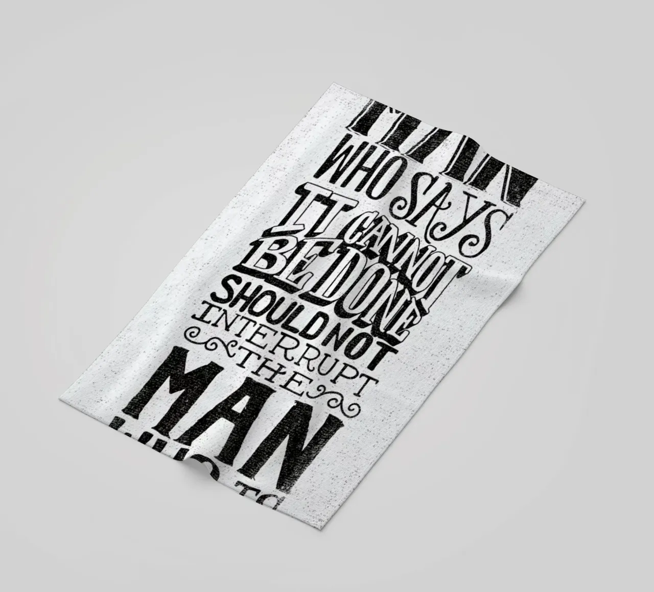 A man who says it cannot be done toalla de playa de Matthew Taylor Wilson