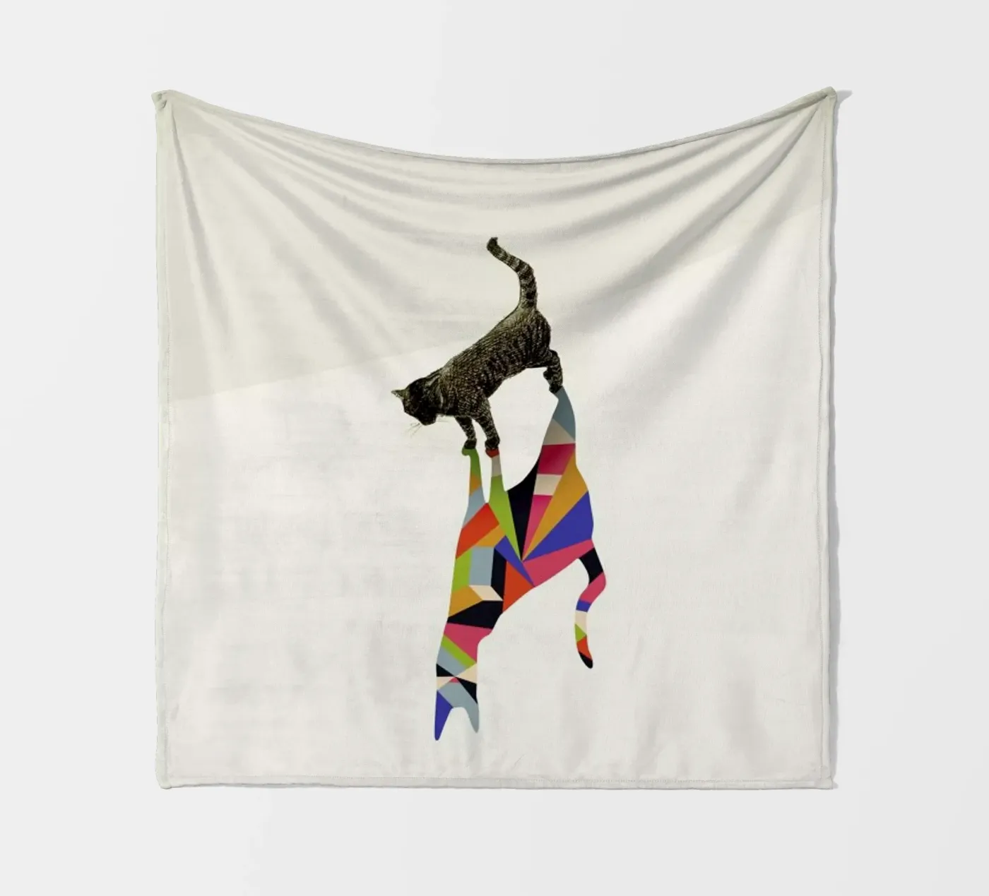 Walking Shadow - Cat Fleecedecke von Jason Ratliff