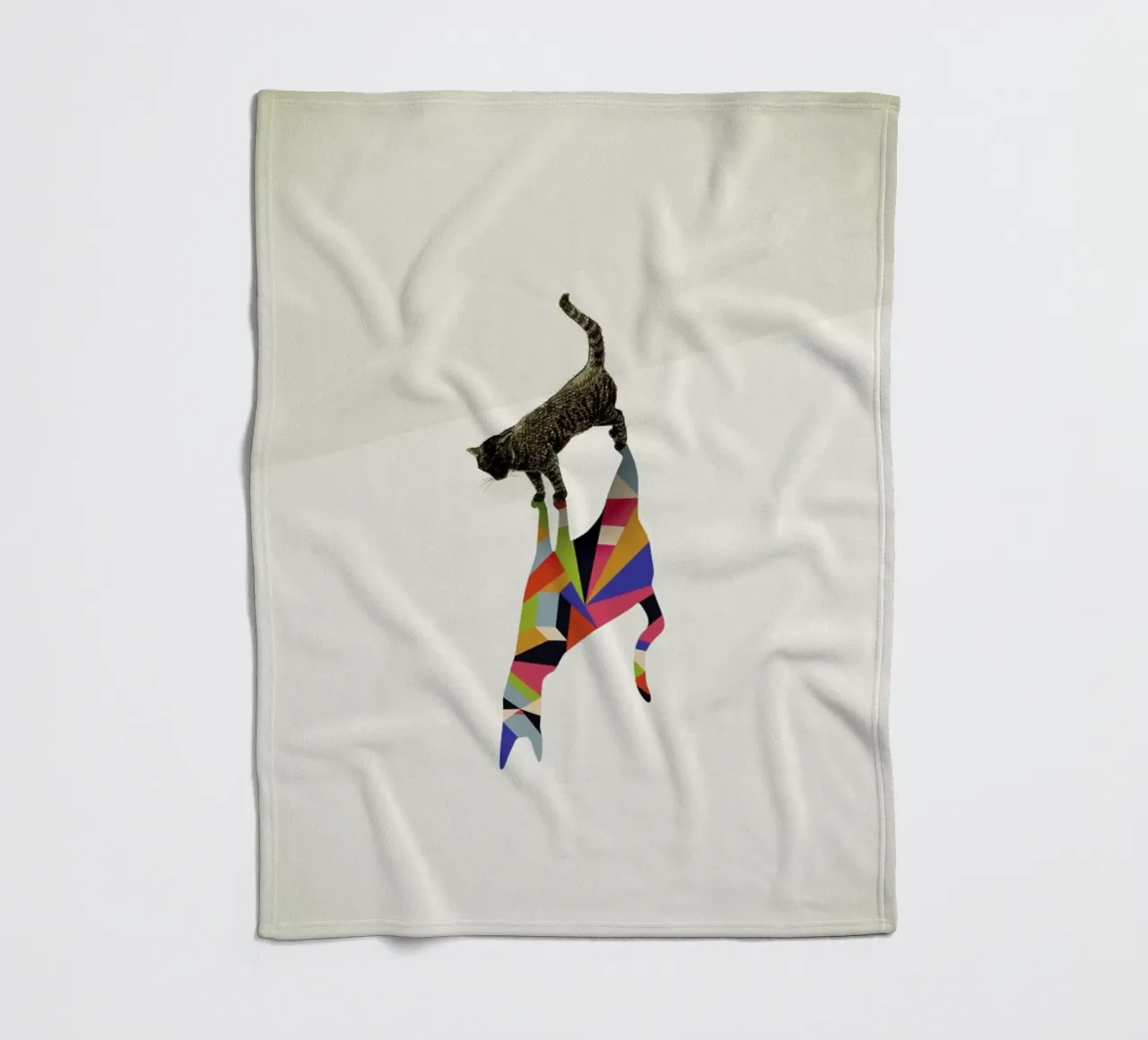 Walking Shadow - Cat Fleecedecke von Jason Ratliff